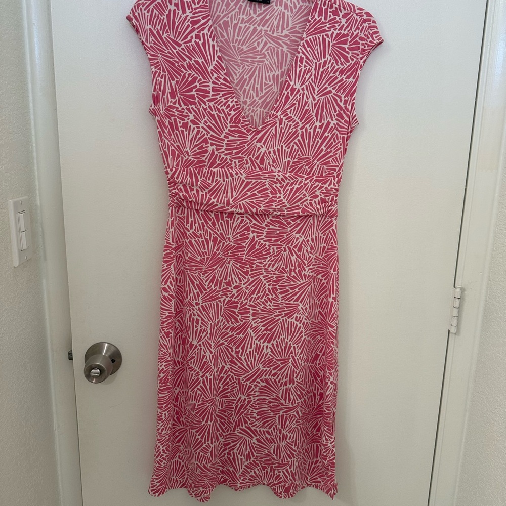 EUC BCBGMaxazria Women’s Pink Dress size Small